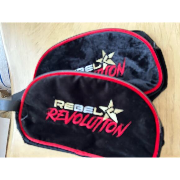 2* NEW Rebel Revolution Shoe Bag Black Velvet Red Retro Cheer Tennis Vacation - Picture 3 of 8